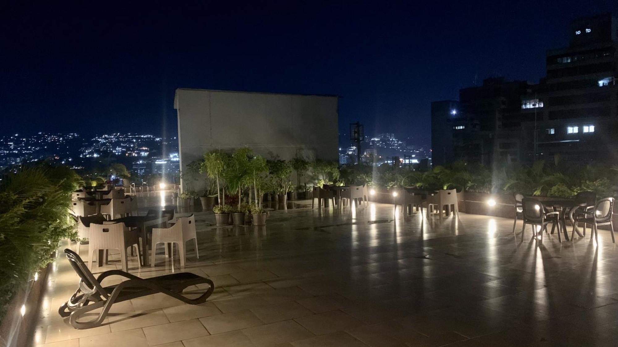 Hotel Chacao Suites Caracas Bagian luar foto