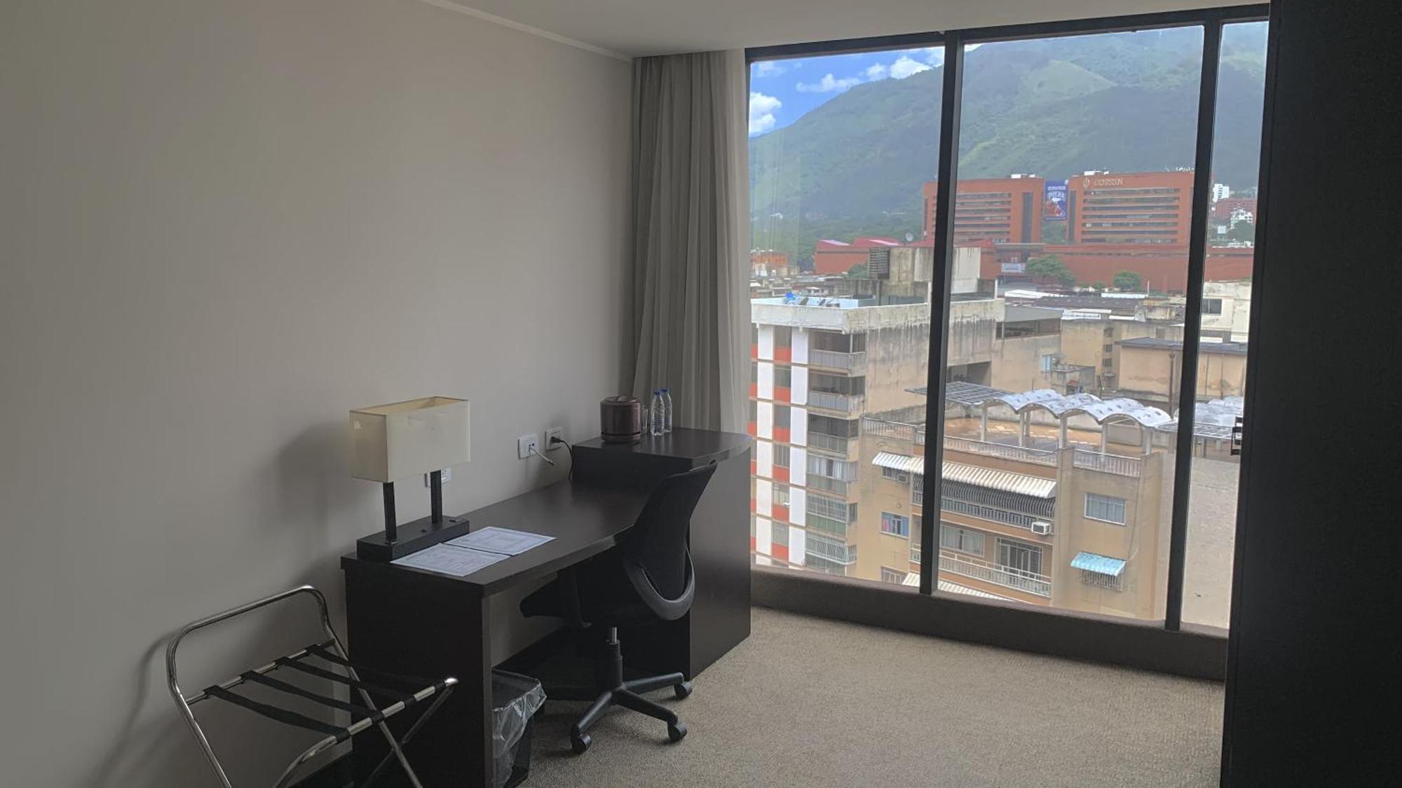 Hotel Chacao Suites Caracas Bagian luar foto