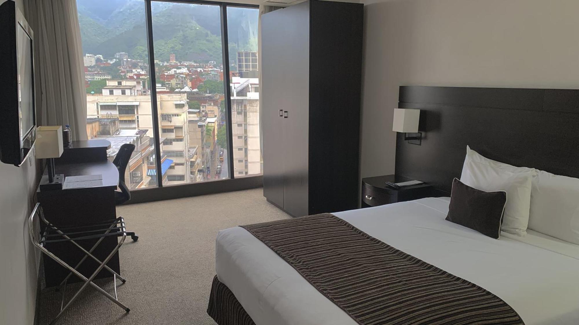 Hotel Chacao Suites Caracas Bagian luar foto